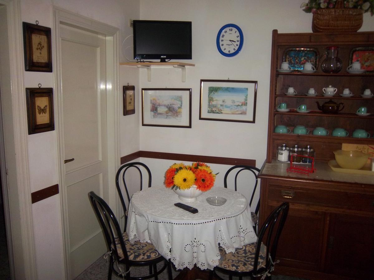 Agriturismo Villa Mozart Nel Verde กุบบีโอ ภายนอก รูปภาพ