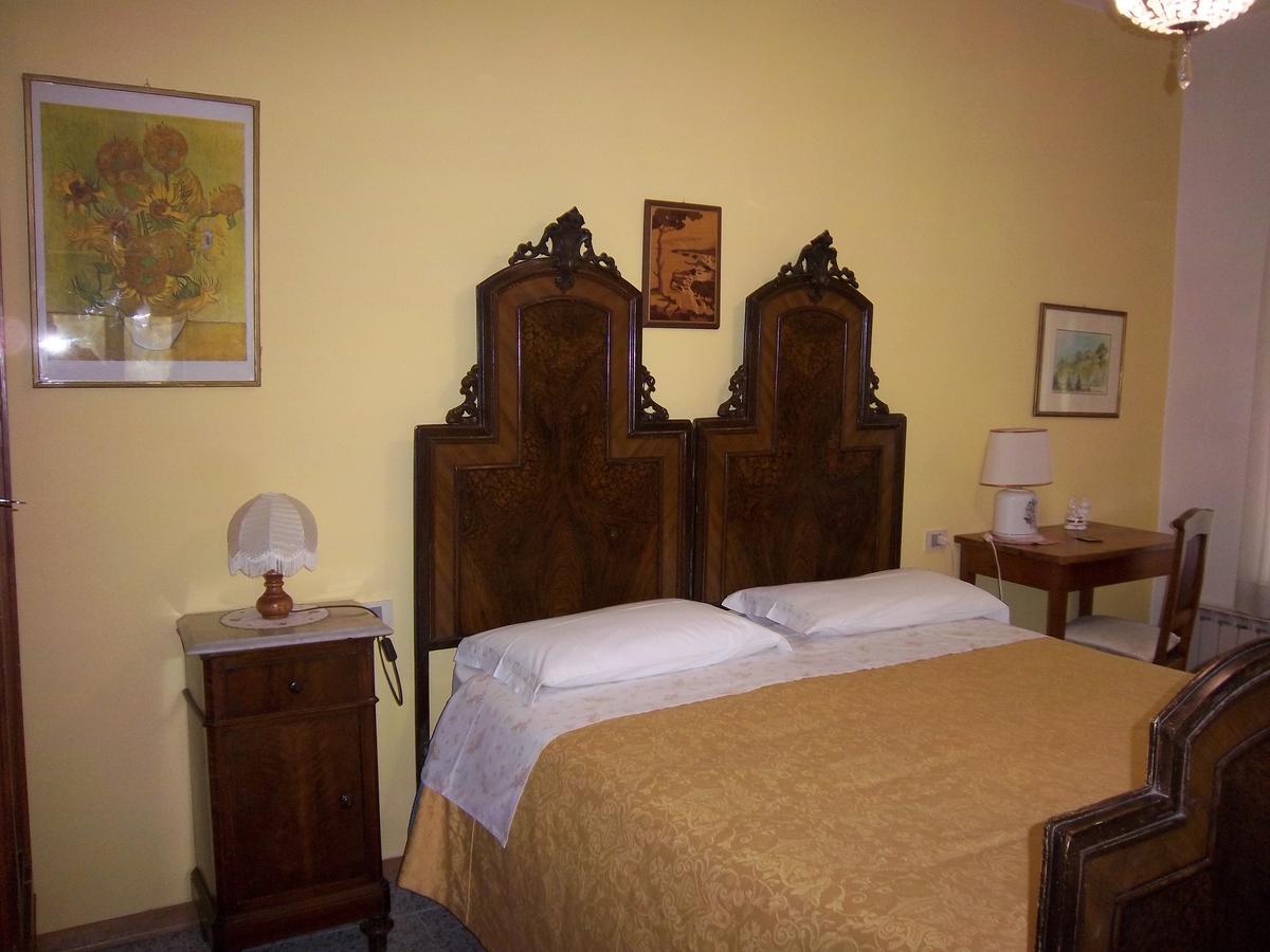 Agriturismo Villa Mozart Nel Verde กุบบีโอ ภายนอก รูปภาพ