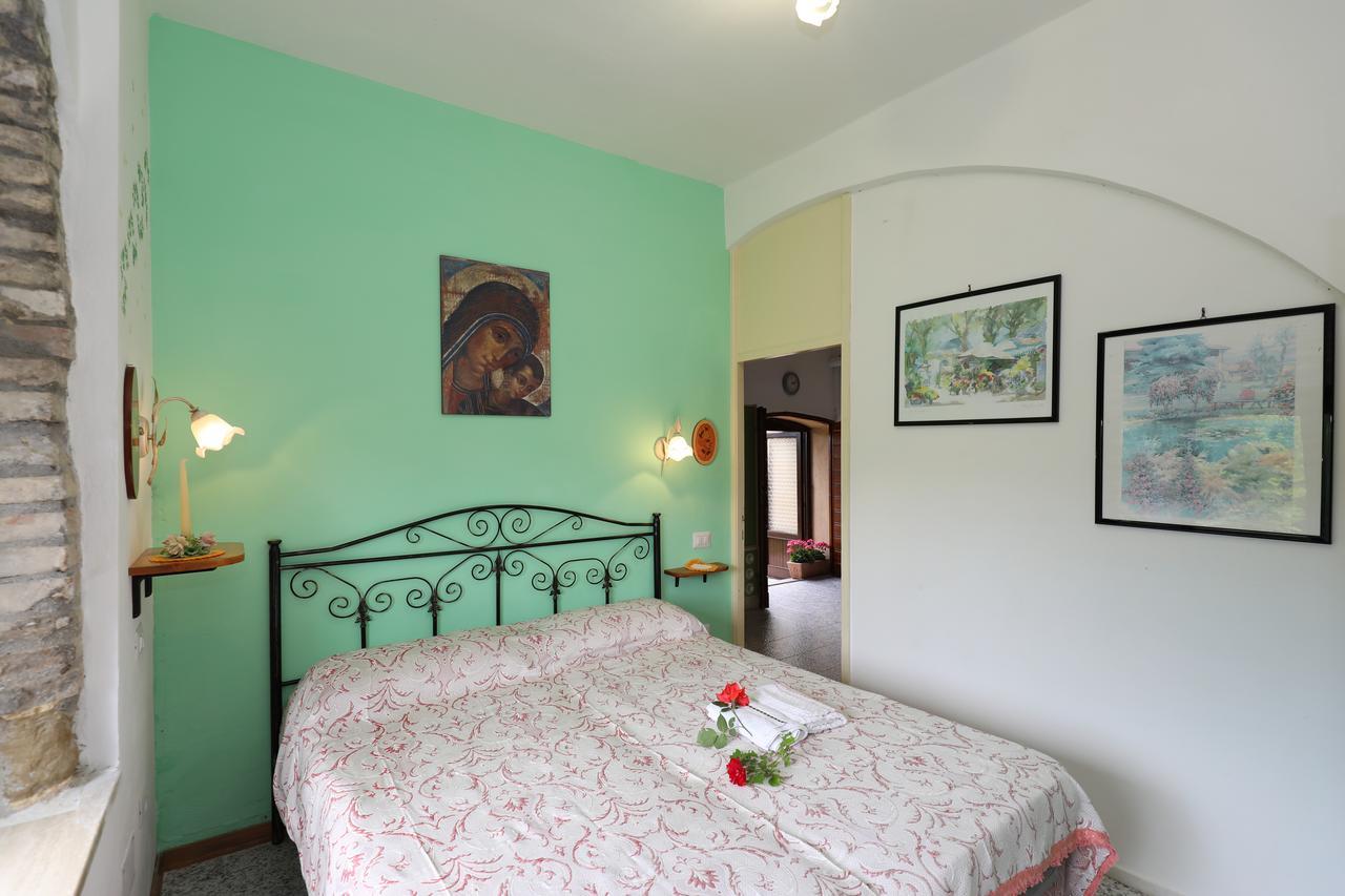 Agriturismo Villa Mozart Nel Verde กุบบีโอ ภายนอก รูปภาพ